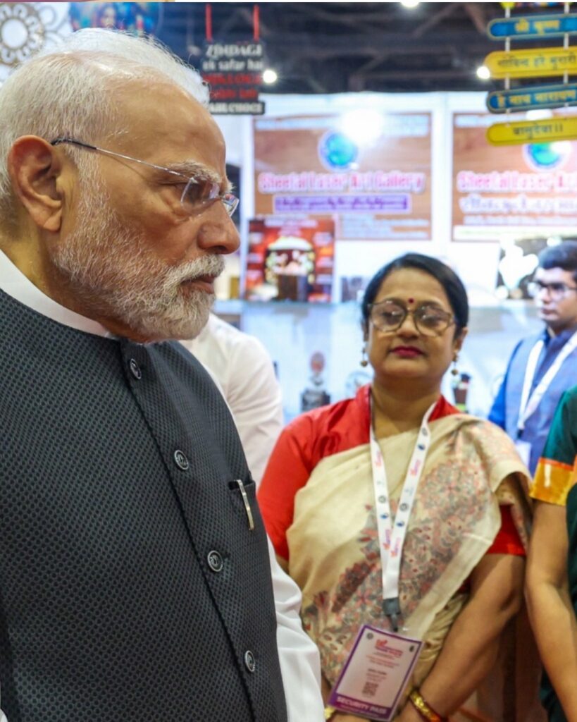 shurtkirti arts with modi ji